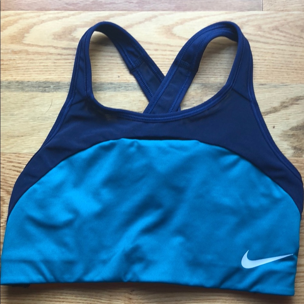 Sports bra
